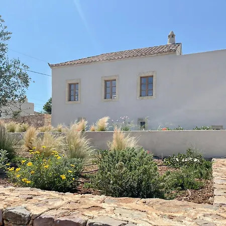 Βίλα Casa Kombonada *