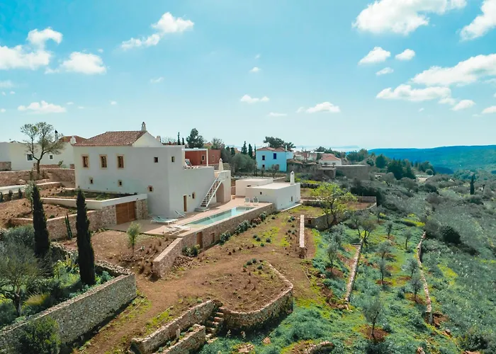 Casa Kombonada Villa